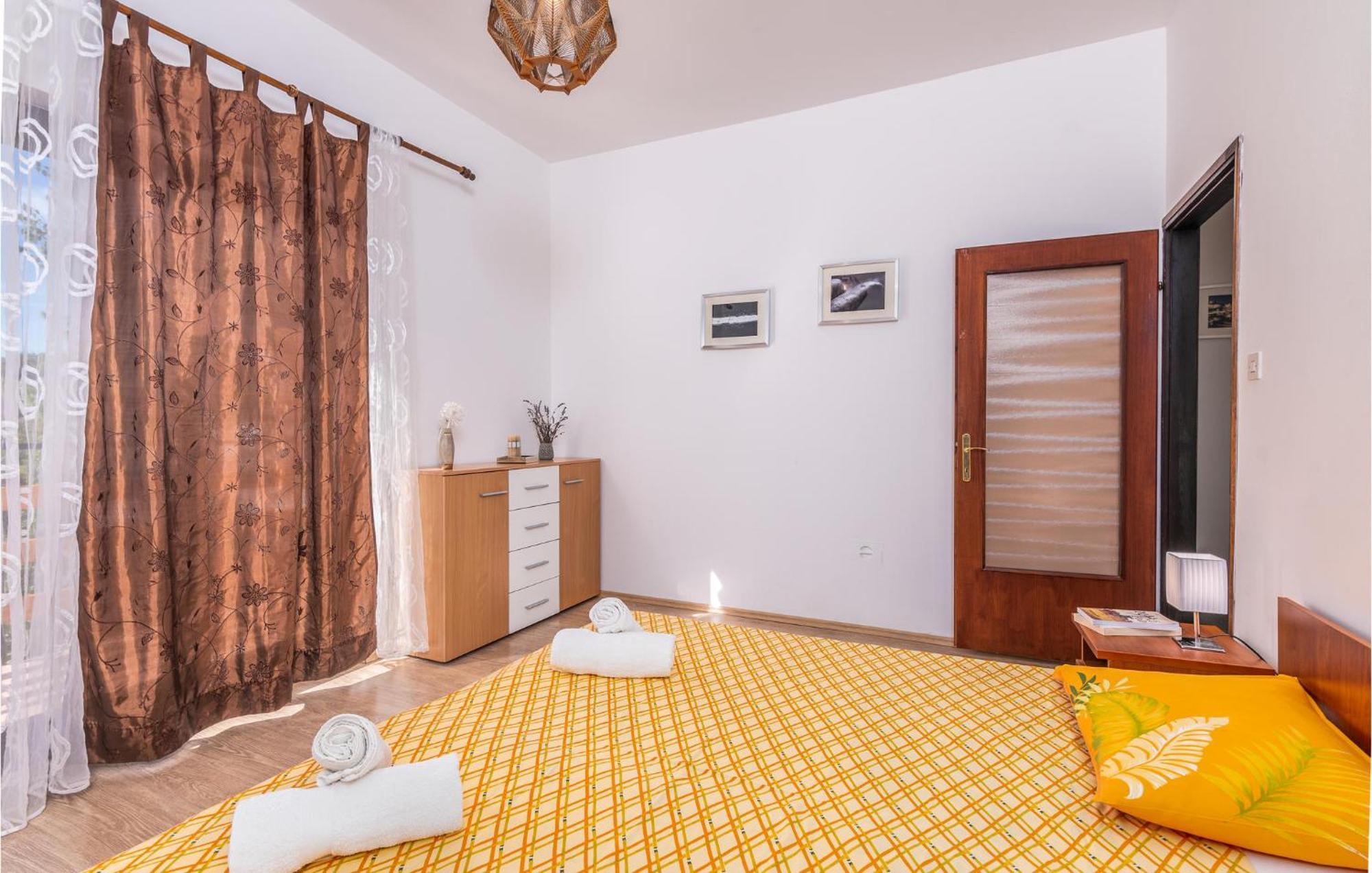 Gorgeous Apartment In Krk With Kitchen Krk Town Exterior photo